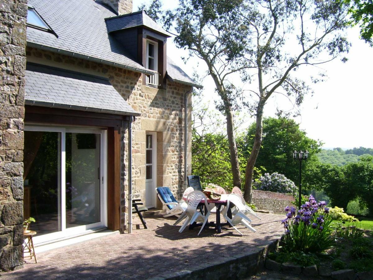 Le Tilleul Bécherel Exterior photo