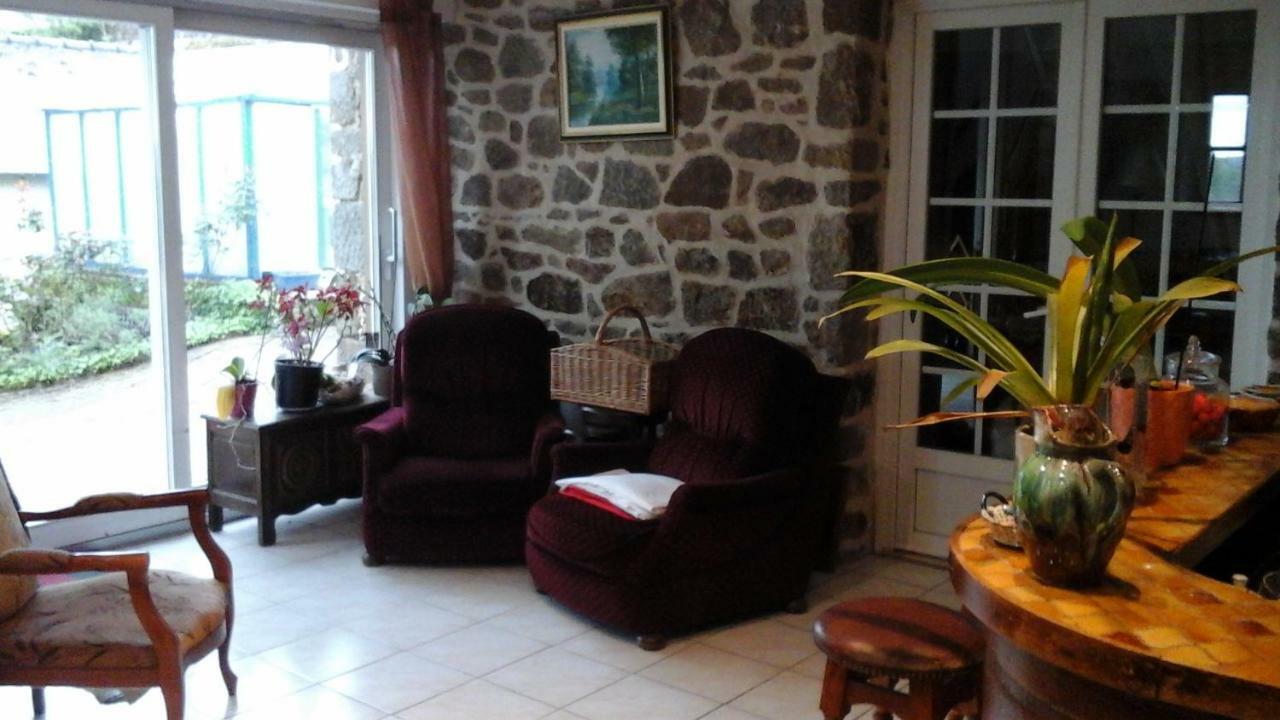 Le Tilleul Bécherel Exterior photo